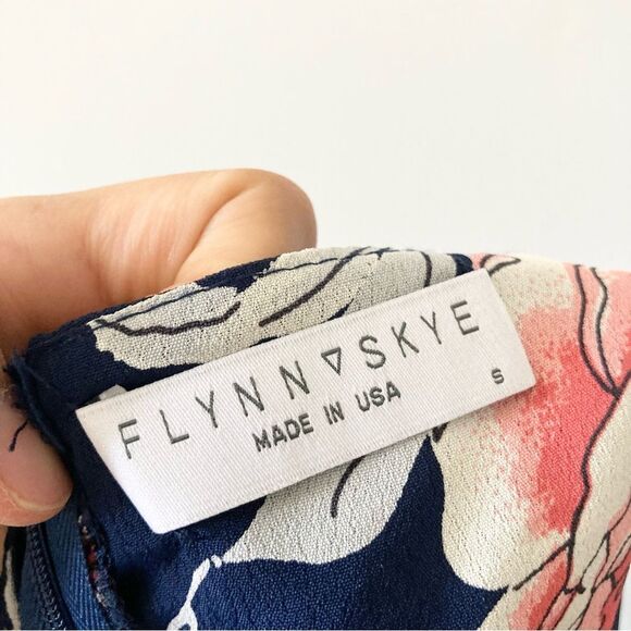 NWT Flynn Skye floral Romy Romper S - Picture 2 of 5